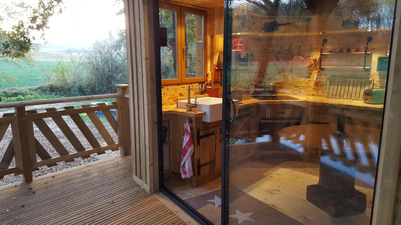 Etangs Du Moulin Hotel Suzy Exterior photo